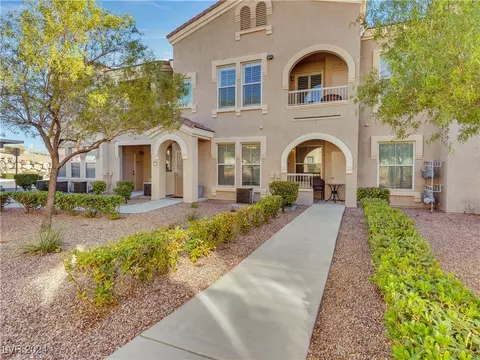 10550 W Alexander Rd #1106, Las Vegas, NV 89129