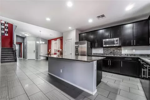 7304 Spring Flower Ave, Las Vegas, NV 89117