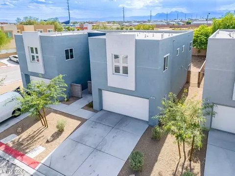 6455 Cinnamon Hazelnut St, North Las Vegas, NV 89084
