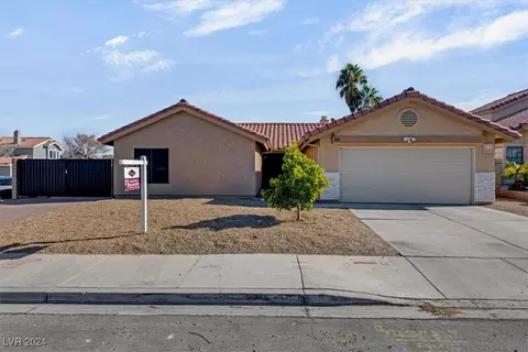 6721 Quinella Dr, Las Vegas, NV 89103