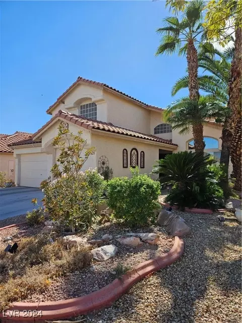 7825 Desert Bell Ave, Las Vegas, NV 89128