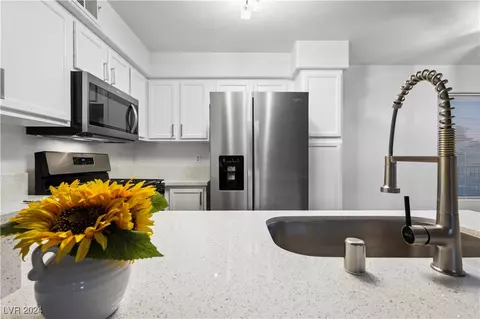 3078 Tarpon Dr #103, Las Vegas, NV 89120