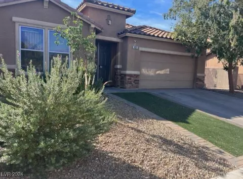 823 Wintersweet Rd, Henderson, NV 89015
