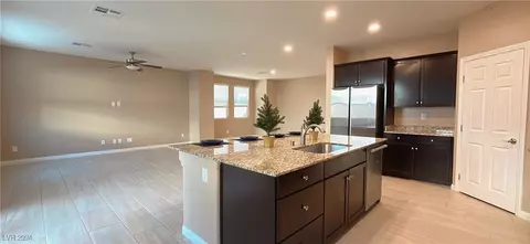 5452 Jade Crystal Ave, Las Vegas, NV 89146