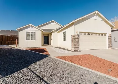 562 Stone Creek Ct, Fernley, NV 89408
