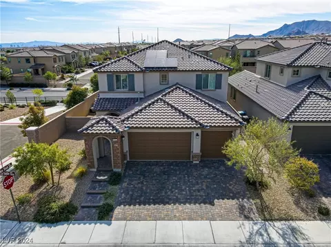 10113 Skye Saddle Ave, Las Vegas, NV 89166