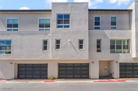 639 Spotted Falcon St, Las Vegas, NV 89138