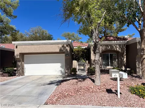 8612 Desert Holly Dr, Las Vegas, NV 89134