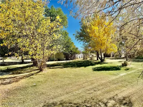Exterior - 291 E Madison Ave, Ely, NV 89301 photo 9 of 14
