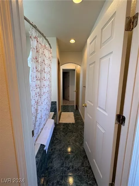 Entry Way - 291 E Madison Ave, Ely, NV 89301 photo 9 of 11
