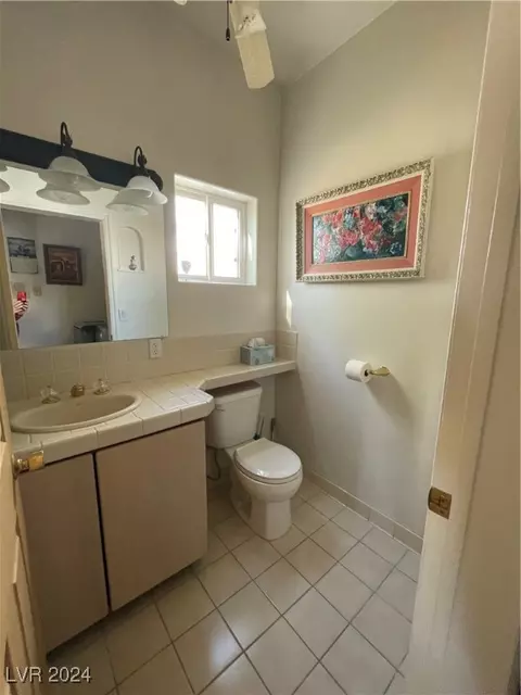 Bath - 291 E Madison Ave, Ely, NV 89301 photo 5 of 6