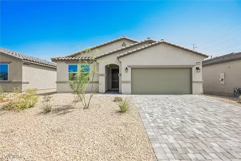 6410 Ranunculus St, North Las Vegas, NV 89084