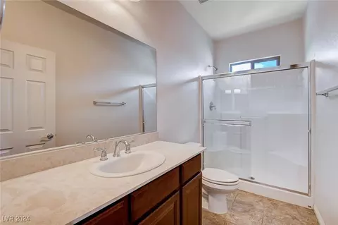 Bath - 8333 Saddleback Ledge Ave, Las Vegas, NV 89147 photo 6 of 6