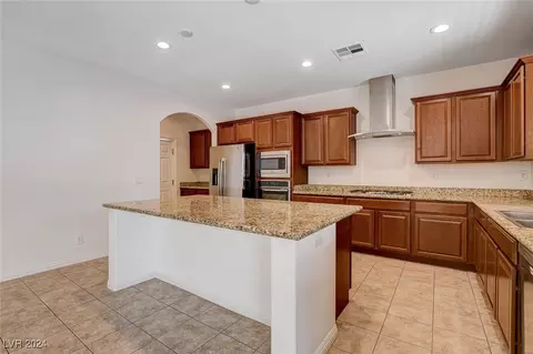Kitchen - 8333 Saddleback Ledge Ave, Las Vegas, NV 89147 photo 1 of 2