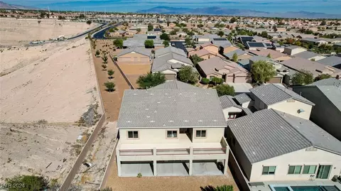 View/Area - 8333 Saddleback Ledge Ave, Las Vegas, NV 89147 photo 5 of 10