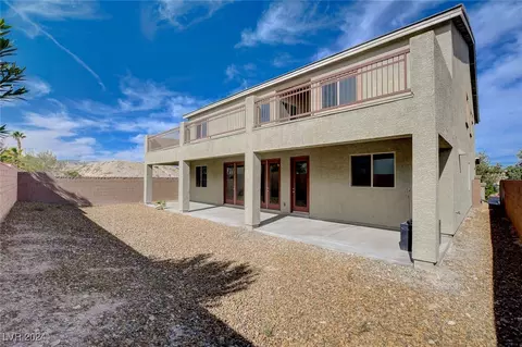 Exterior - 8333 Saddleback Ledge Ave, Las Vegas, NV 89147 photo 4 of 12