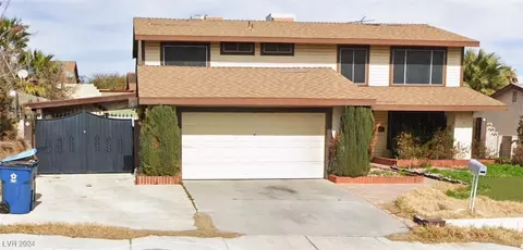 3916 Green Leaf Dr, Las Vegas, NV 89120