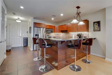 2405 W Serene Ave #727, Las Vegas, NV 89123