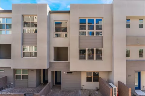 659 Spotted Falcon St, Las Vegas, NV 89138