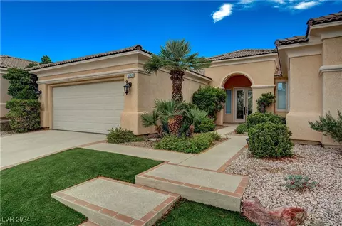 4392 Carta Luna St, Las Vegas, NV 89135