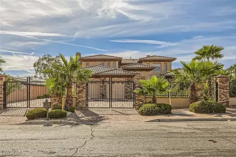 7797 Edna Ave, Las Vegas, NV 89117
