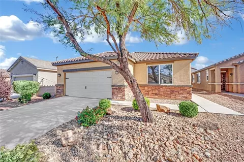936 Aspen Cliff Dr, Henderson, NV 89011