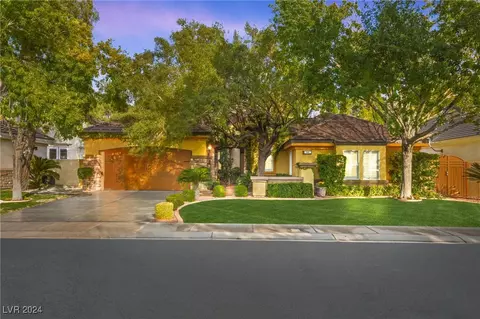 800 Jody Brook Ct, Las Vegas, NV 89145