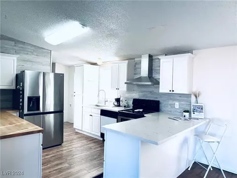1480 S Happy Ln, Pahrump, NV 89048