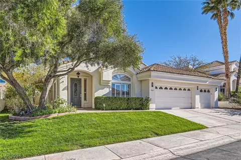 8121 Sunset Cove Dr, Las Vegas, NV 89128