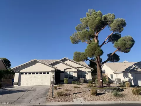 5128 Burr Oak Dr, Las Vegas, NV 89130