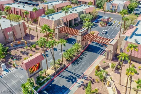 5350 River Glen Dr #311, Las Vegas, NV 89103