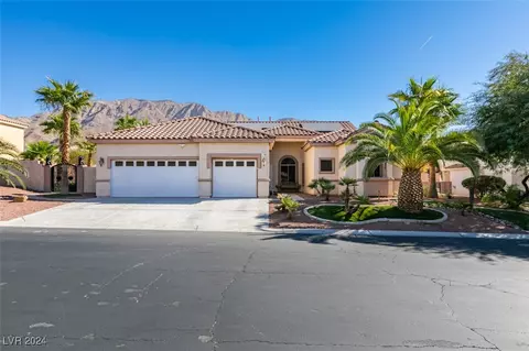 492 Sunset Villa Dr, Las Vegas, NV 89110