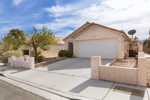 9131 Indian Breeze Dr, Las Vegas, NV 89129