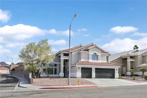 270 Grand Olympia Dr, Henderson, NV 89012