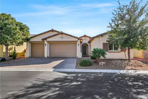 5539 E Volterra Dr, Pahrump, NV 89061