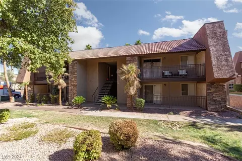 5041 River Glen Dr #96, Las Vegas, NV 89103