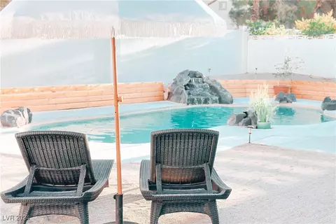 6509 Peppermill Dr, Las Vegas, NV 89146