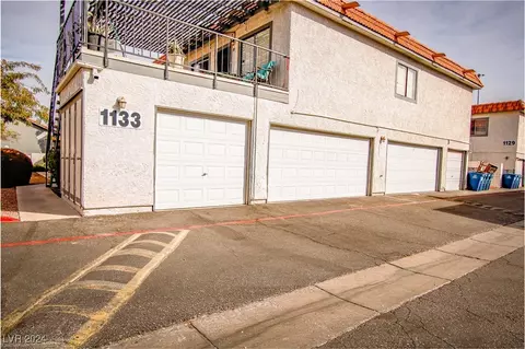 1133 Willow Tree Dr #B, Las Vegas, NV 89128