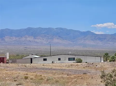 8311 N Linda St, Pahrump, NV 89060