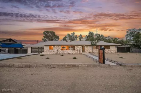 1300 Shadow Mountain Pl, Las Vegas, NV 89108
