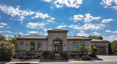 10385 Luna Magico Ave, Las Vegas, NV 89135