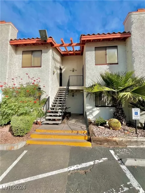 1701 E Katie Ave #71, Las Vegas, NV 89119