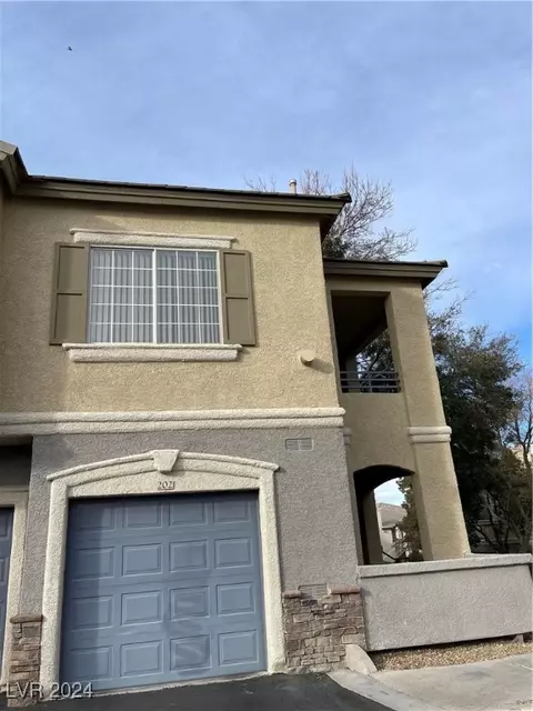 1608 Queen Victoria St #202, Las Vegas, NV 89144