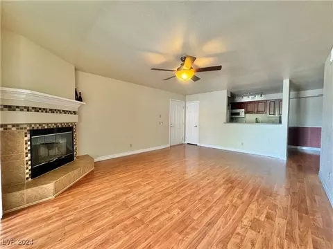 2606 S Durango Dr #232, Las Vegas, NV 89117