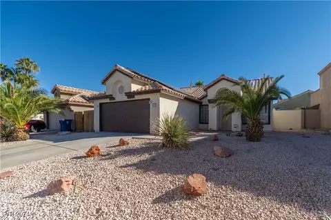 812 Zinnia Cir, Henderson, NV 89015
