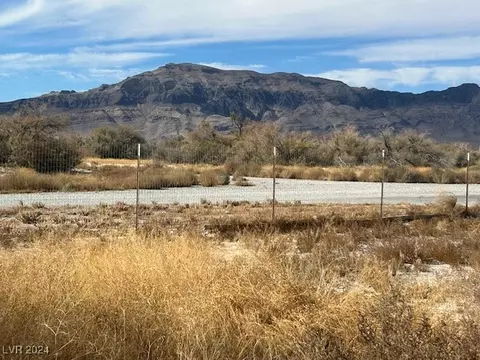 981 Mcmurray Dr, Pahrump, NV 89060