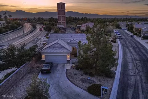 2713 Crested Ibis Ave, North Las Vegas, NV 89084