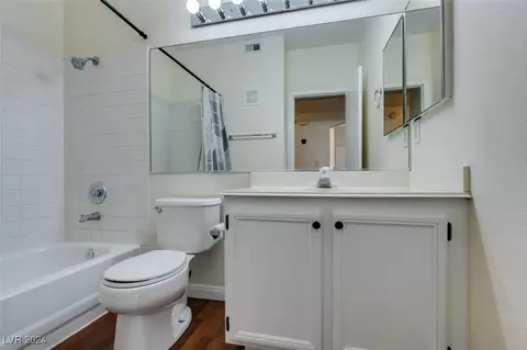Bath - 2201 Ramsgate Dr #424, Henderson, NV 89074 photo 1 of 3