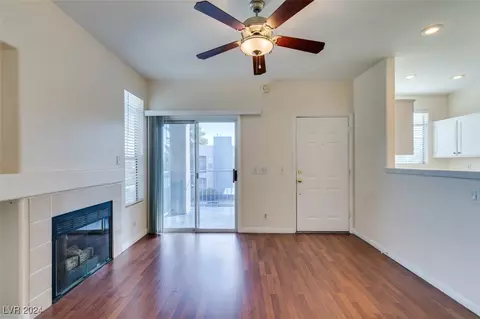 Living - 2201 Ramsgate Dr #424, Henderson, NV 89074 photo 9 of 14