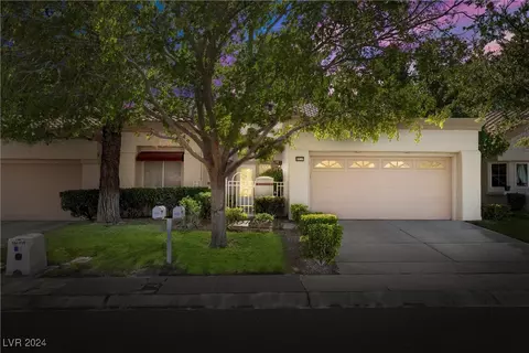 8537 Glenmount Dr, Las Vegas, NV 89134